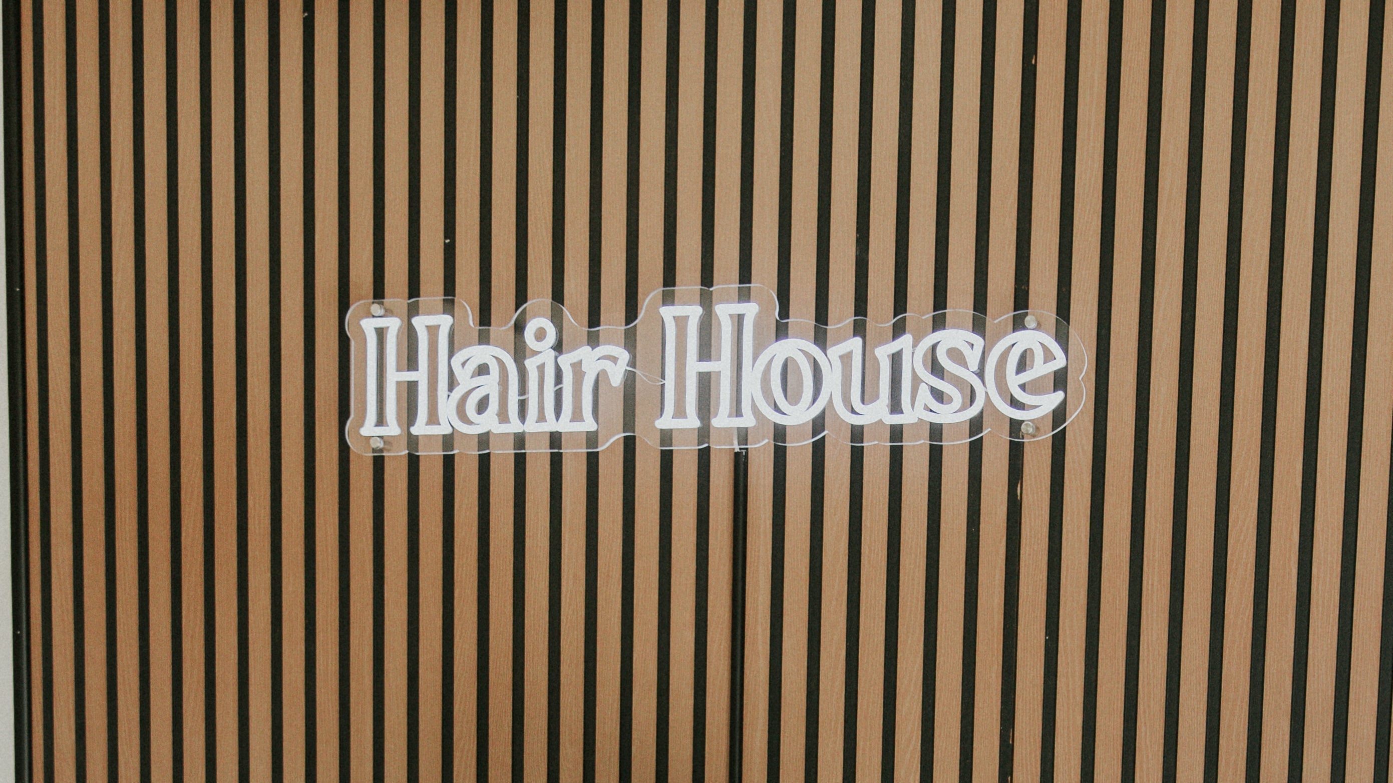 The Number One Issue a Hairstylist Sees - OCHRE